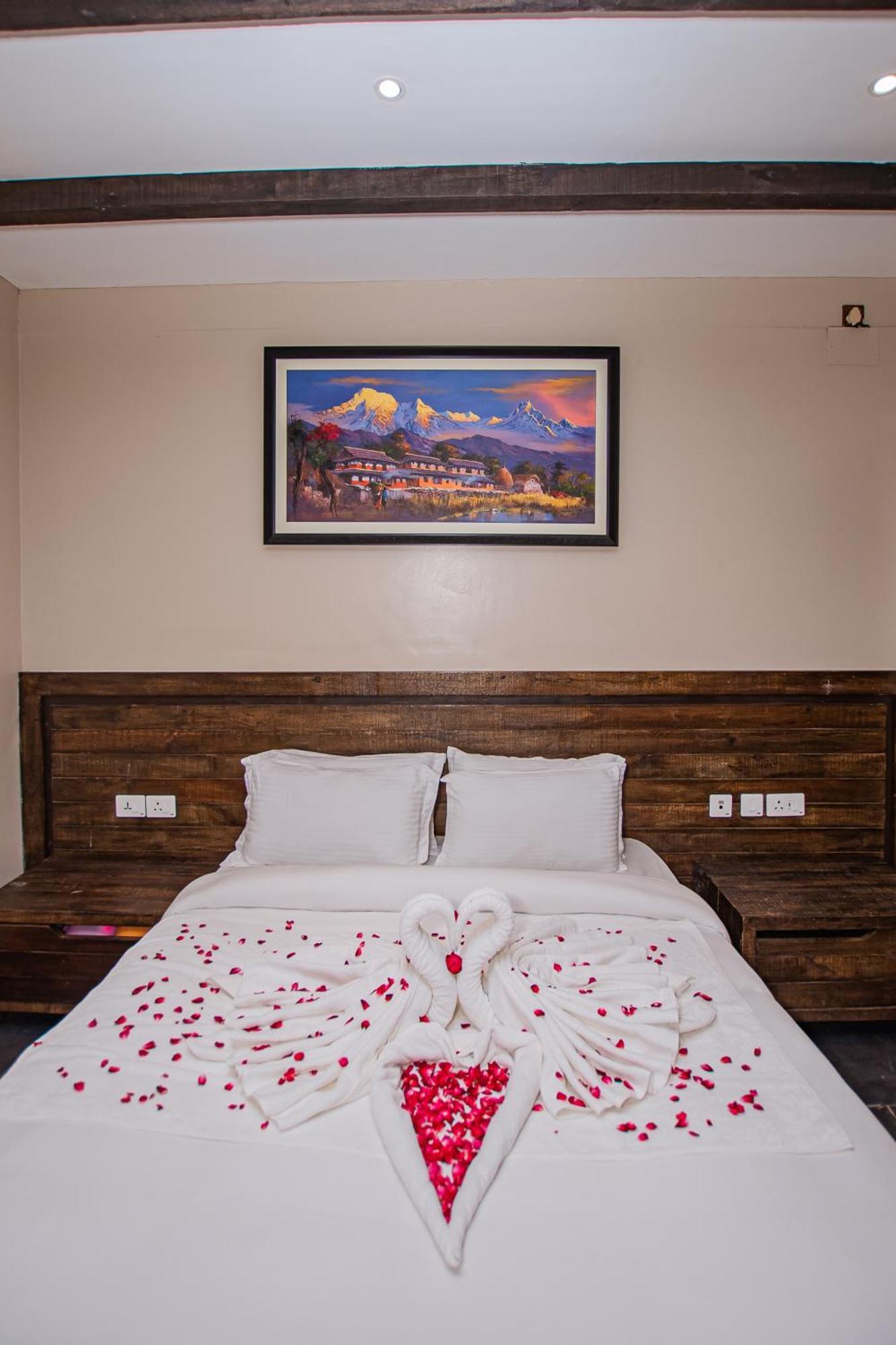 Raniban Retreat Hotel Pokhara Exterior foto